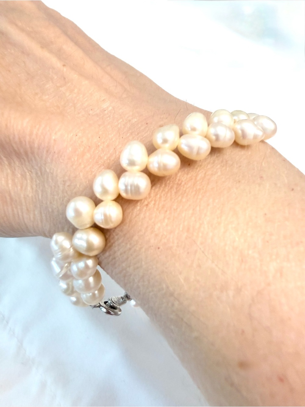 Classic Freshwater Pearl Bracelet in Cream